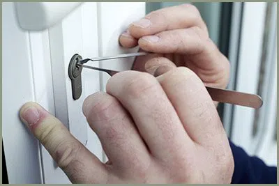 Locksmith Solution Services Covina, CA 909-332-2813 - 68-44-15