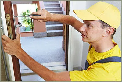 Locksmith Solution Services Covina, CA 909-332-2813 - 68-44-5